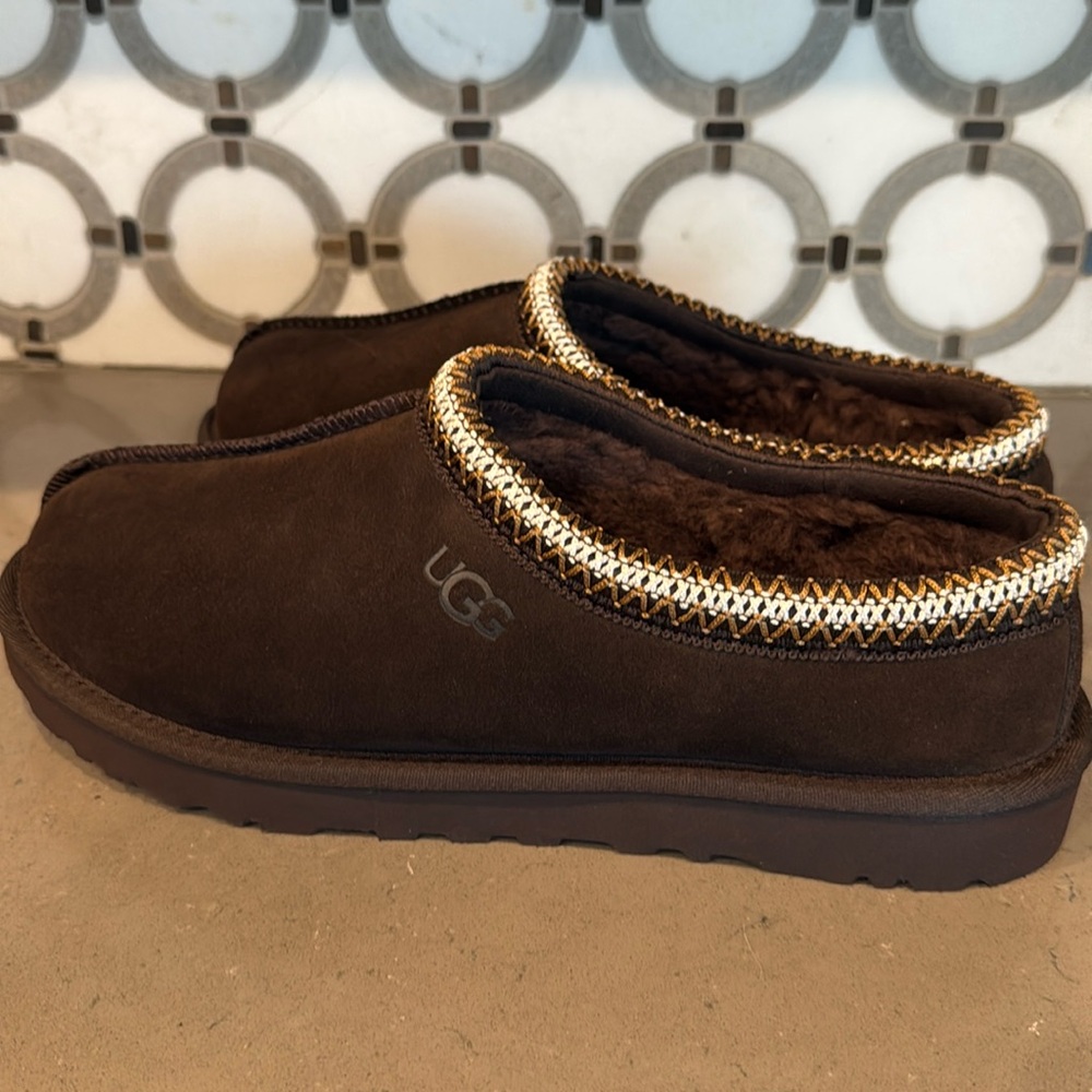 Ugg Tasman men’s 9 brown NIB